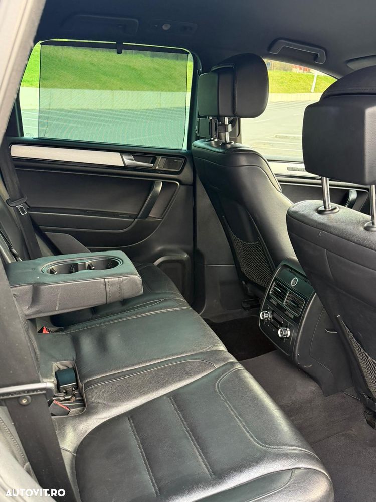 Volkswagen Touareg 3.0 V6 TDI BMT - 12