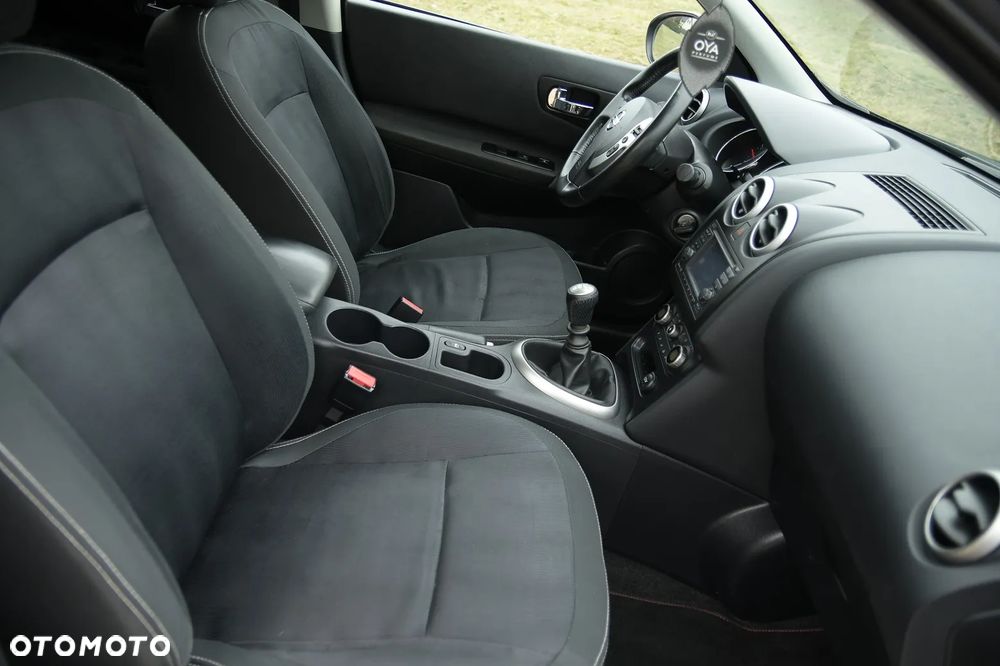 Nissan Qashqai+2 2.0 Tekna - 17