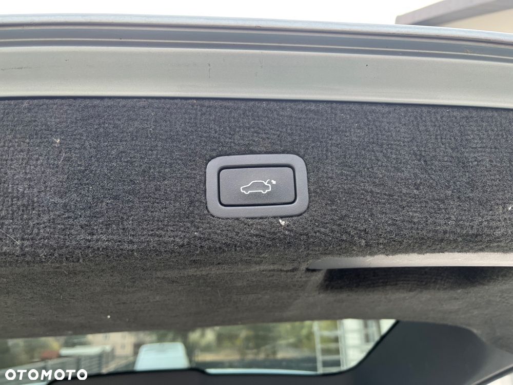 Volvo V70 3.2 Summum - 10