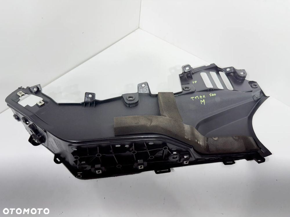 Podłoga P    Yamaha T-Max   560   TMAX    18-21R - 4