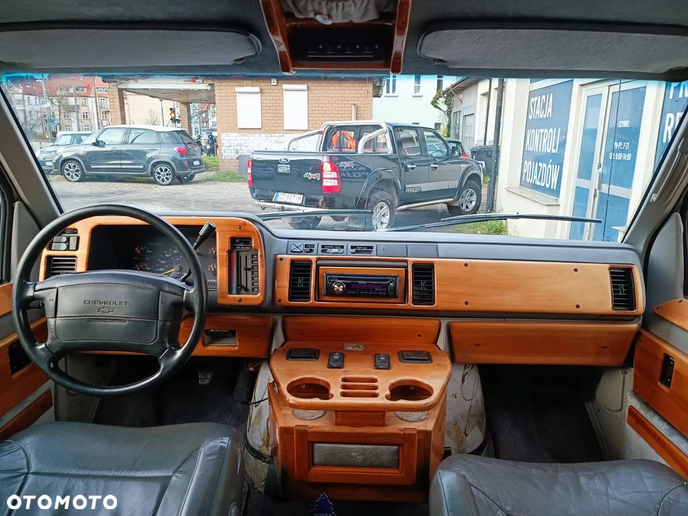 Chevrolet Astro - 14