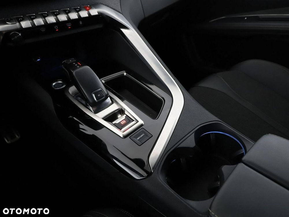 Peugeot 5008 1.5 BlueHDi GT Pack S&S EAT8 - 31