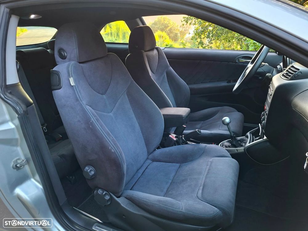 Alfa Romeo GT 1.8 TS S. Distinctive Collezione - 12