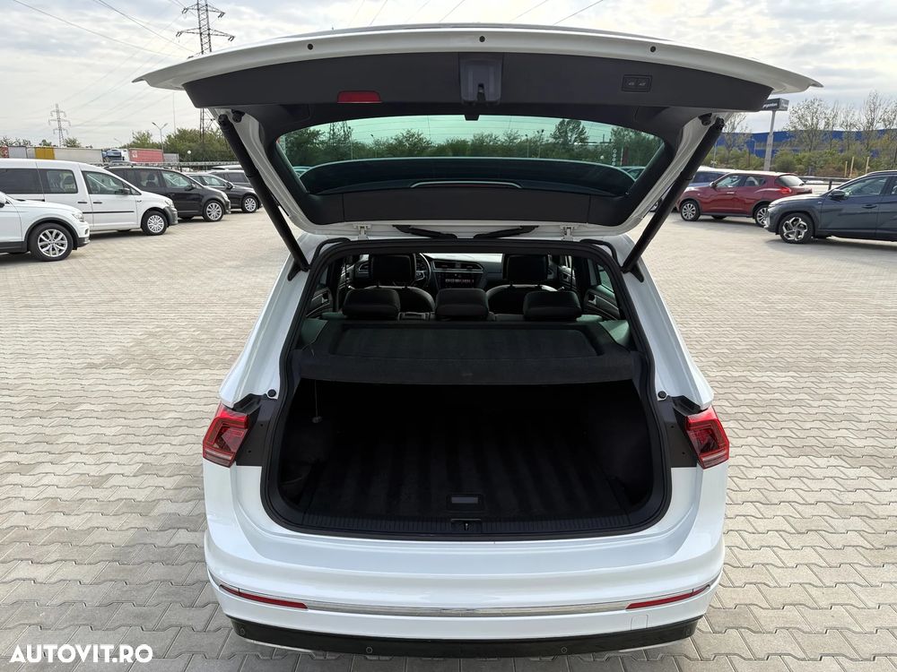 Volkswagen Tiguan - 34