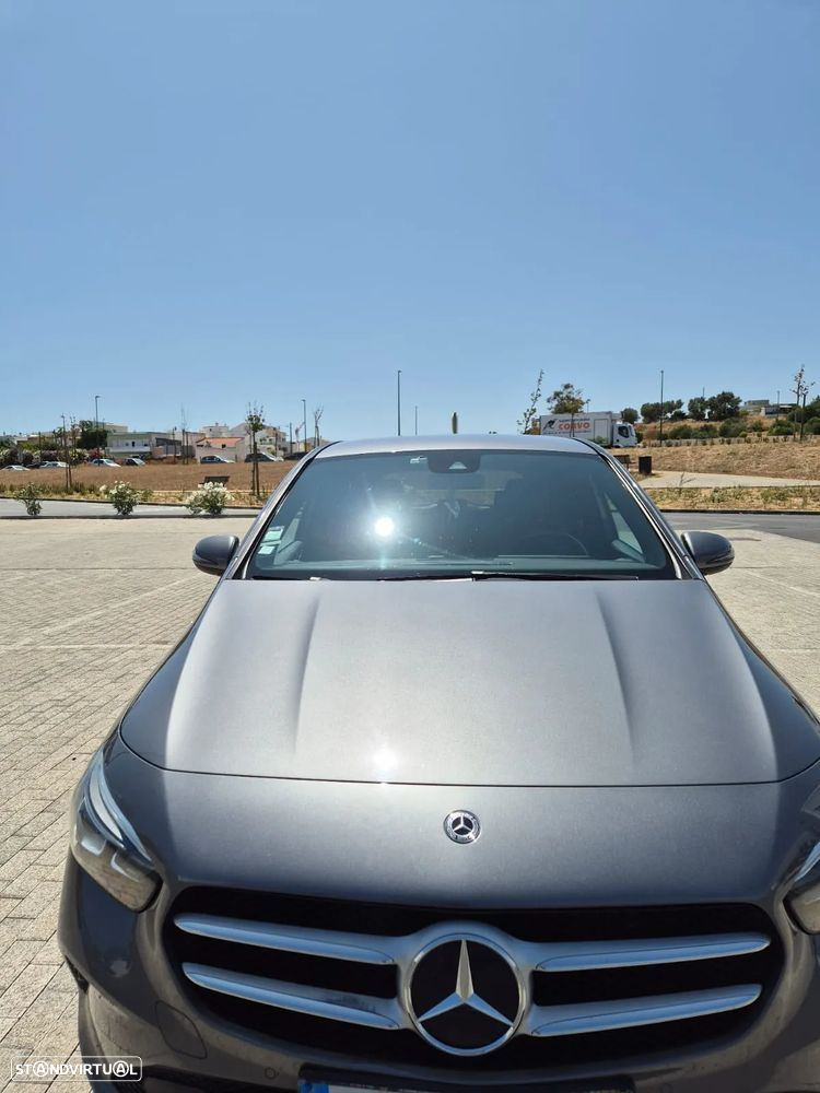 Mercedes-Benz B 180 - 16