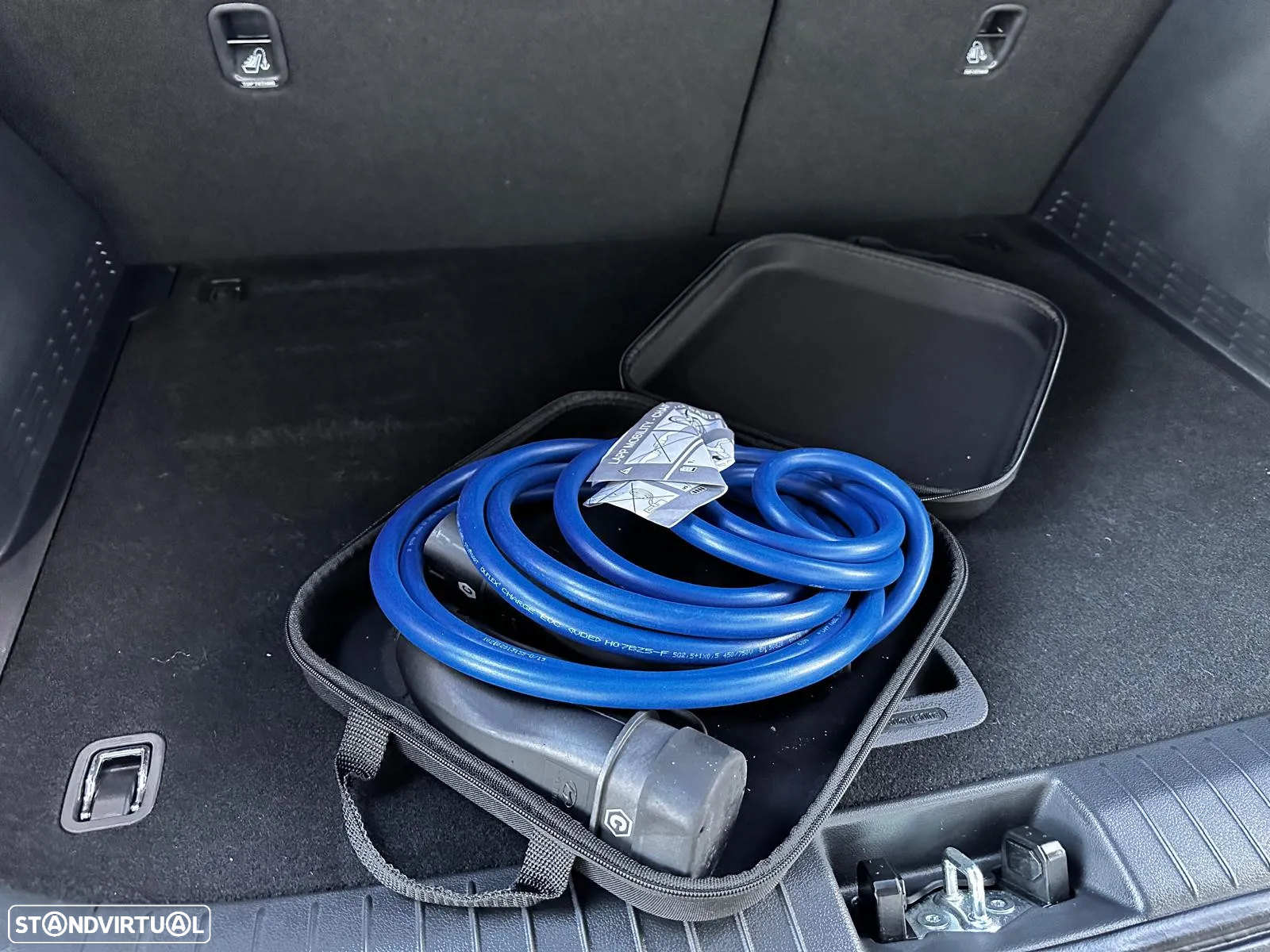 Hyundai Kauai EV 64 kWh Premium - 24