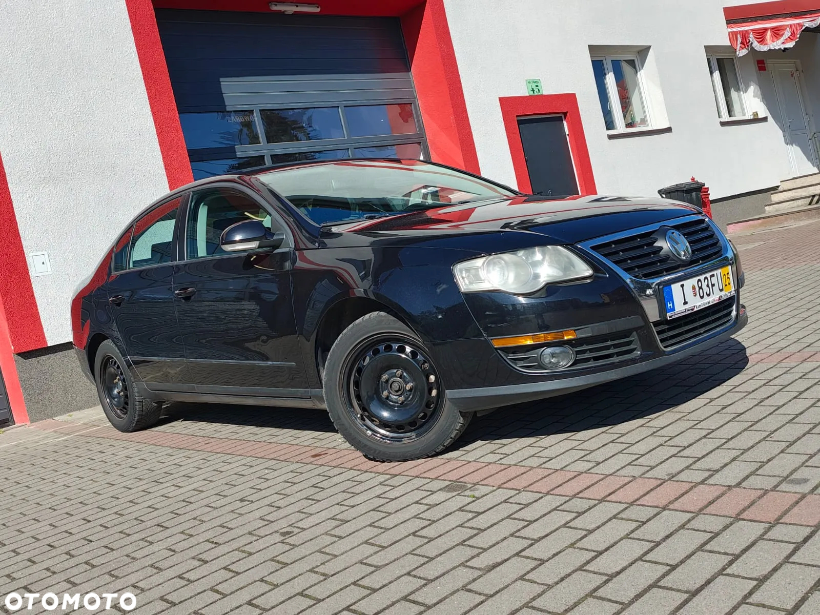 Volkswagen Passat - 11