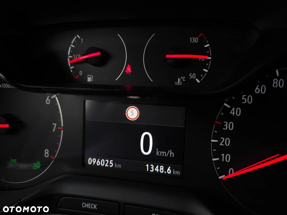 Opel Grandland X - 24