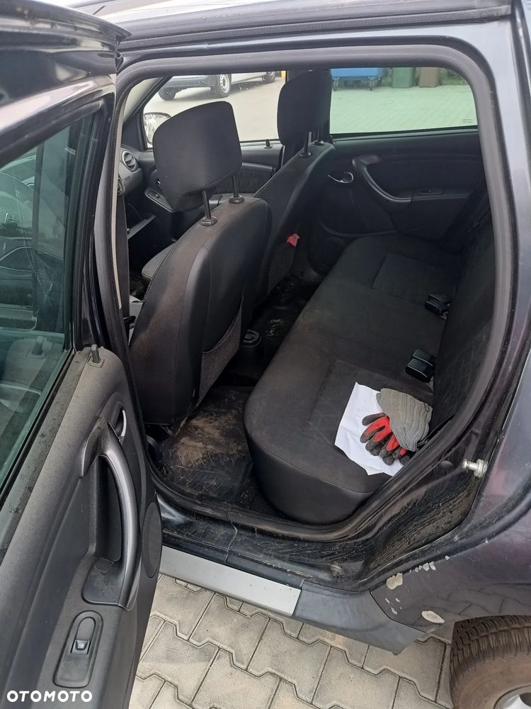 Dacia Duster 1.5 dCi Ambiance - 8