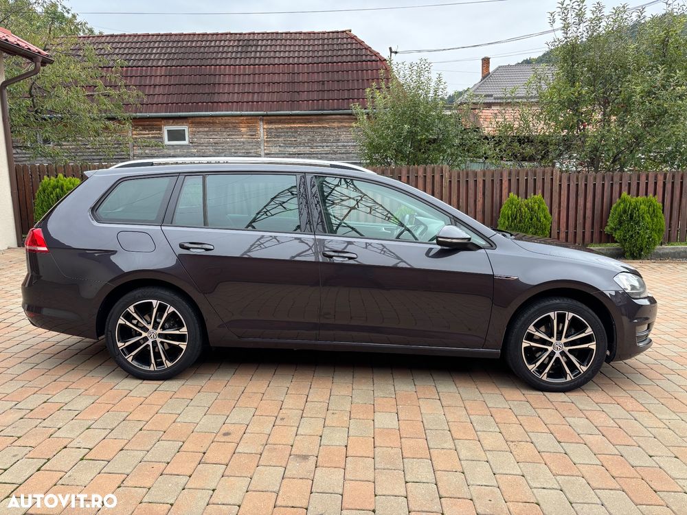 Volkswagen Golf 1.2 TSI BlueMotion Technology Cup - 5