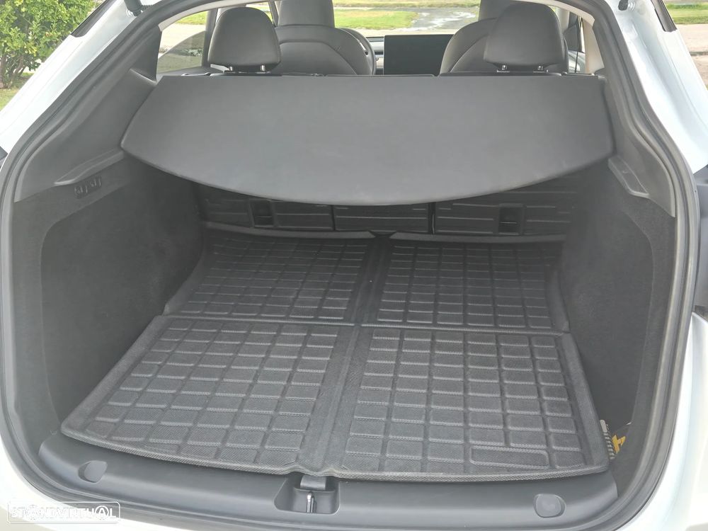 Tesla Model Y Long Range Tração Integral - 26