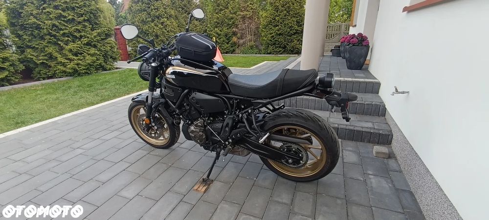 Yamaha XSR - 4