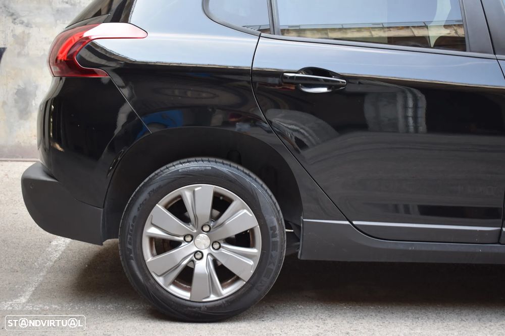 Peugeot 2008 1.6 BlueHDi Style - 26