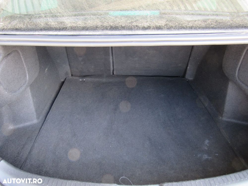 Renault Megane TCe 140 EDC GPF Intens - 10