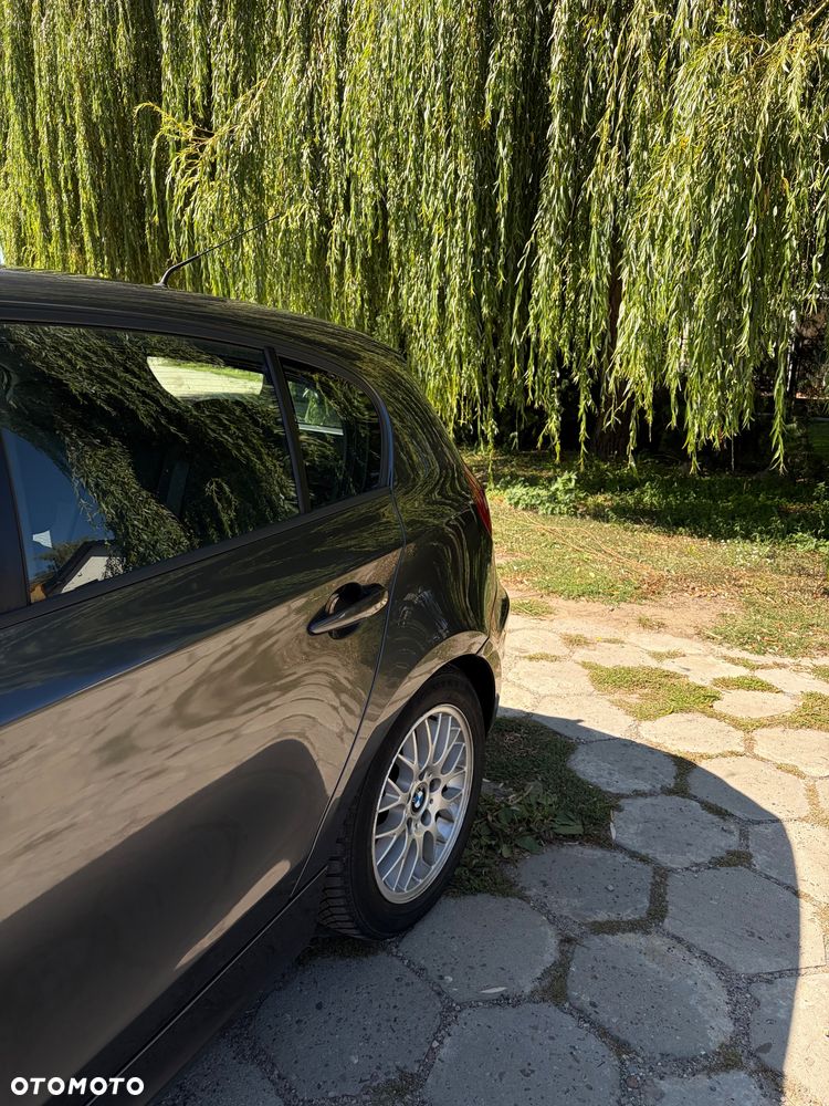 BMW Seria 1 118d - 5