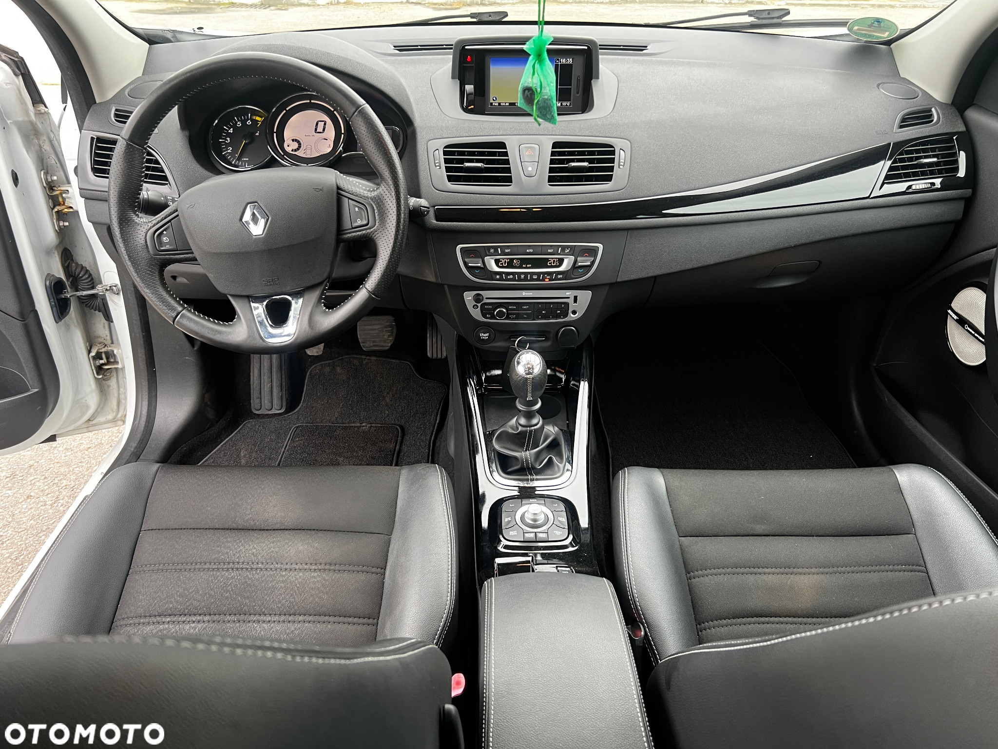 Renault Megane 1.2 16V TCE Energy Bose Edition - 8