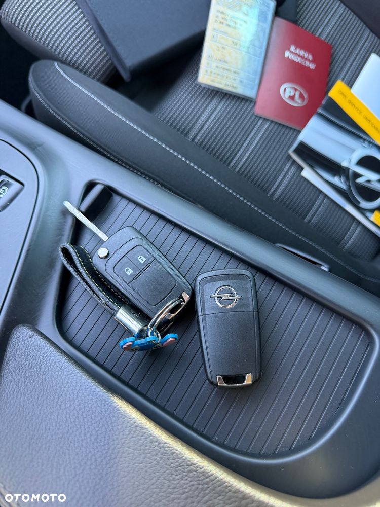 Opel Insignia 2.0 CDTI Edition - 35