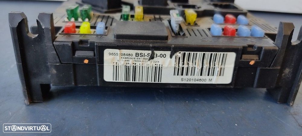 CAIXA RELÉS / FUSÍVEIS PEUGEOT 407 2006 - 8