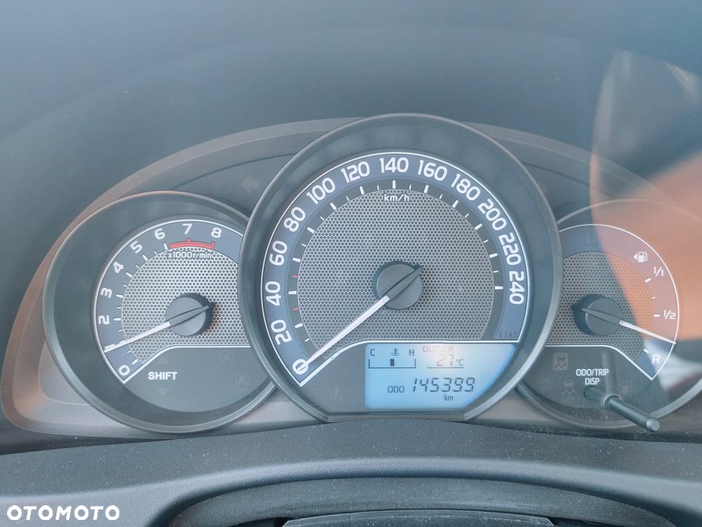 Toyota Auris 1.33 VVT-i Active - 11
