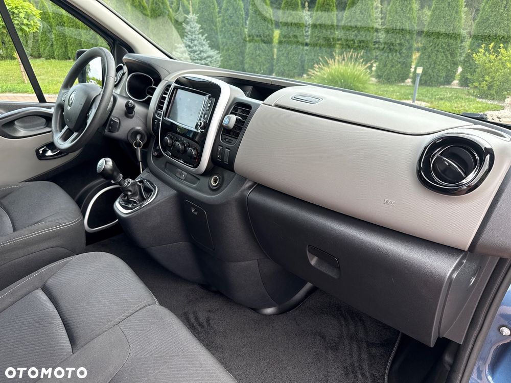Renault Trafic - 28