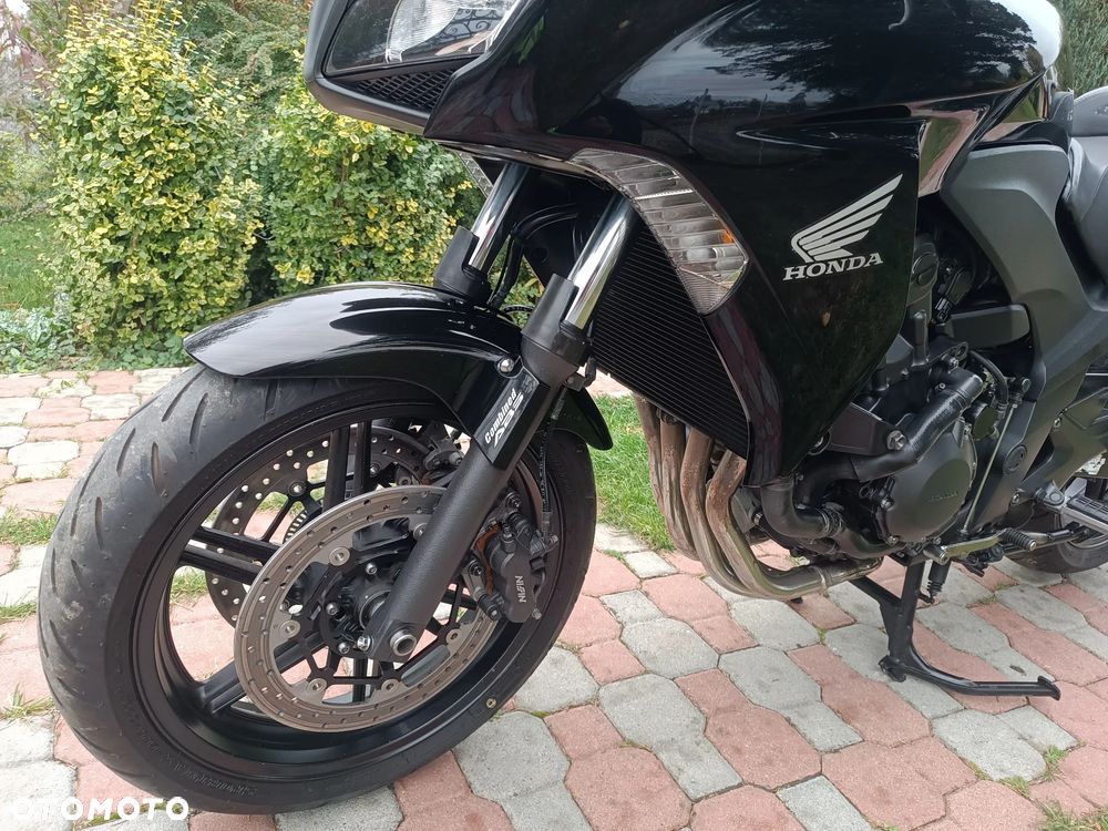 Honda CBF - 19