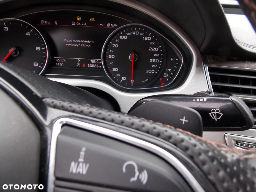 Audi A8 3.0 TDI clean diesel L Quattro - 26
