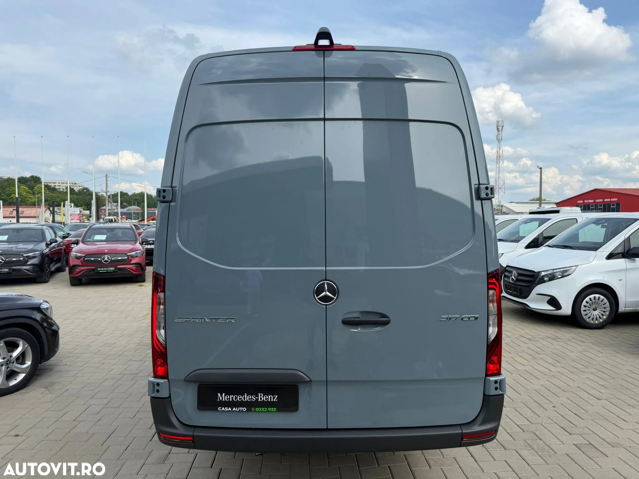 Mercedes-Benz Sprinter - 5