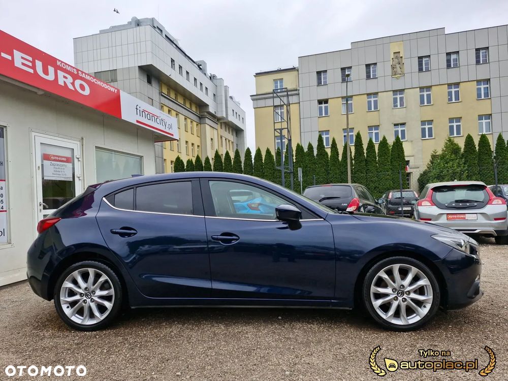 Mazda 3 - 6