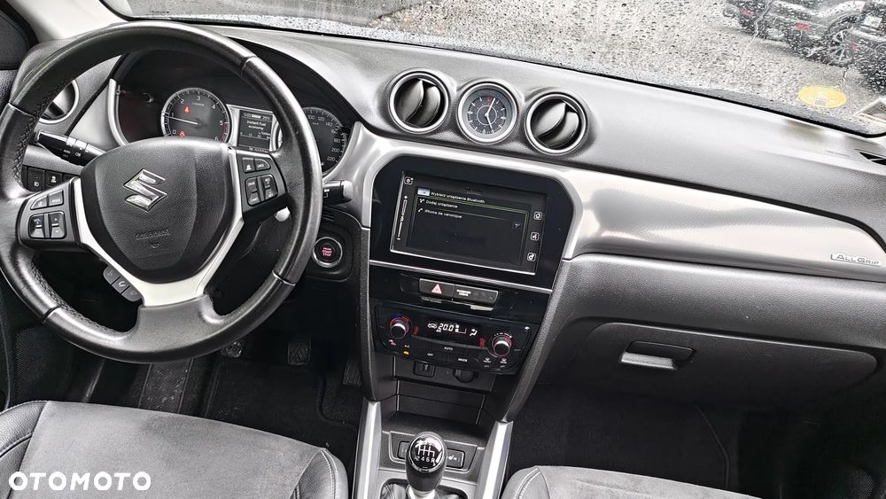 Suzuki Vitara - 10