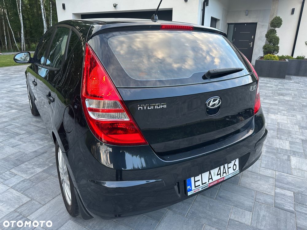 Hyundai i30 1.4 Classic + World Cup - 8