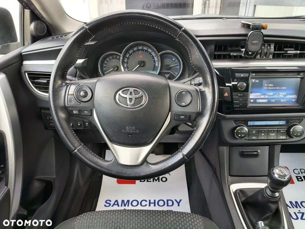 Toyota Corolla - 30