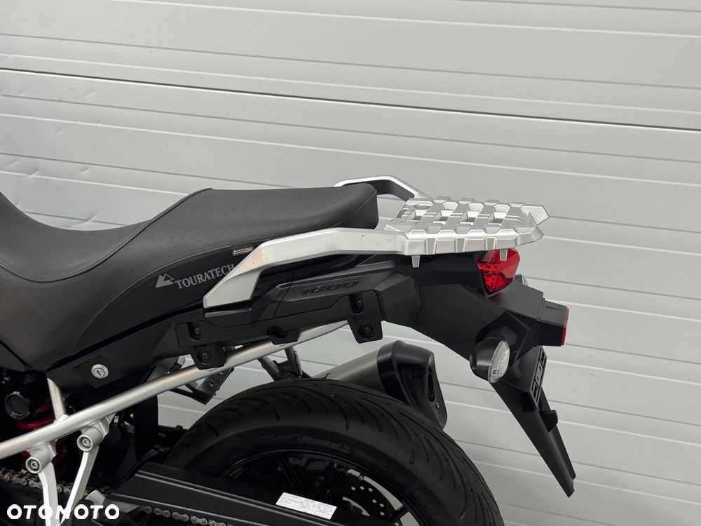 Suzuki V-STROM - 24