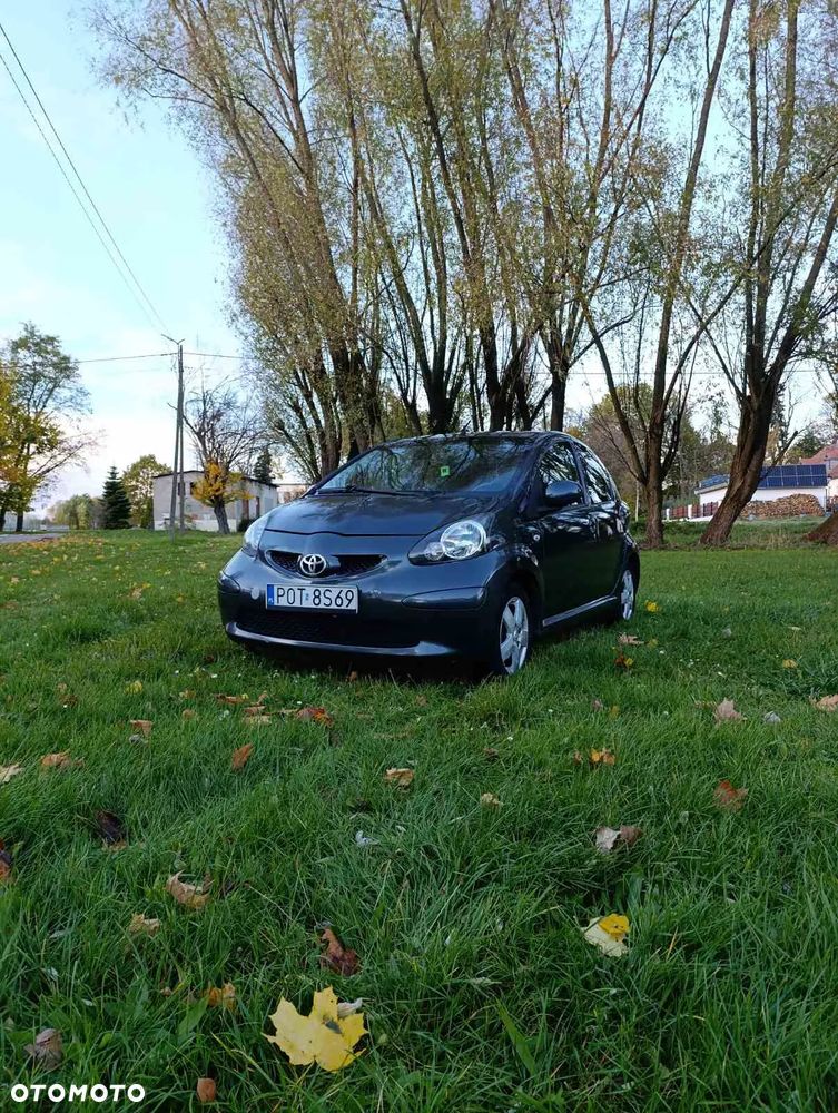 Toyota Aygo - 2