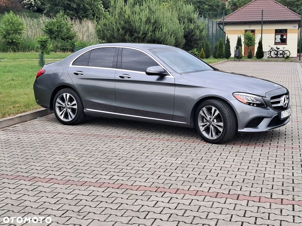 Mercedes-Benz Klasa C 300 4Matic 9G-TRONIC Exclusive - 5