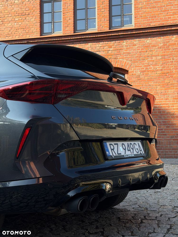 Cupra Formentor 1.5 eTSI mHEV DSG - 9