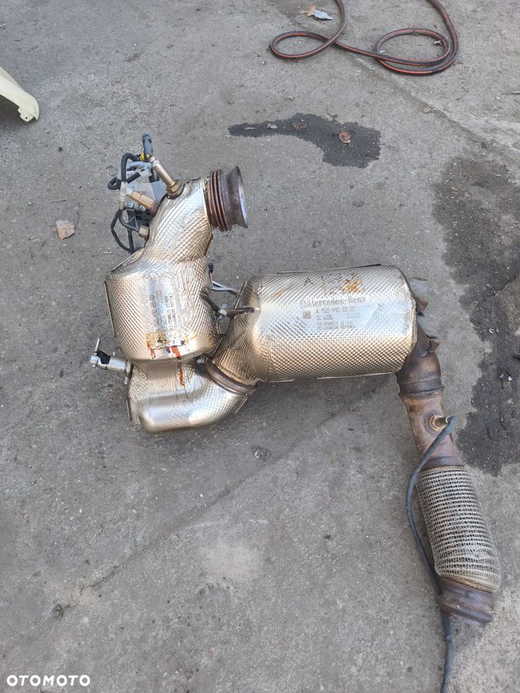 Filtr DPF katalizator Mercedes-Benz Sprinter w910 a9104902200 a9104902300 - 1