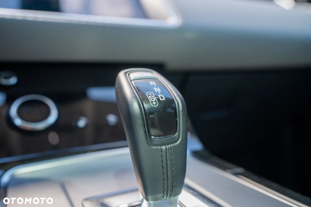 Land Rover Range Rover Evoque - 11
