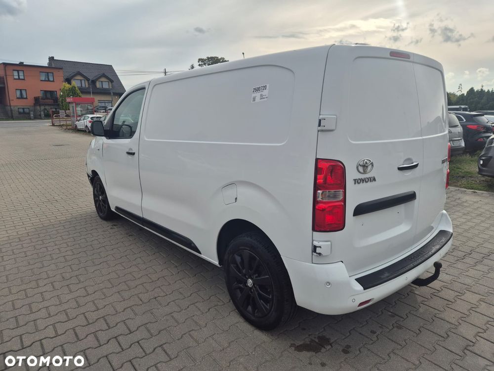 Toyota PROACE - 7