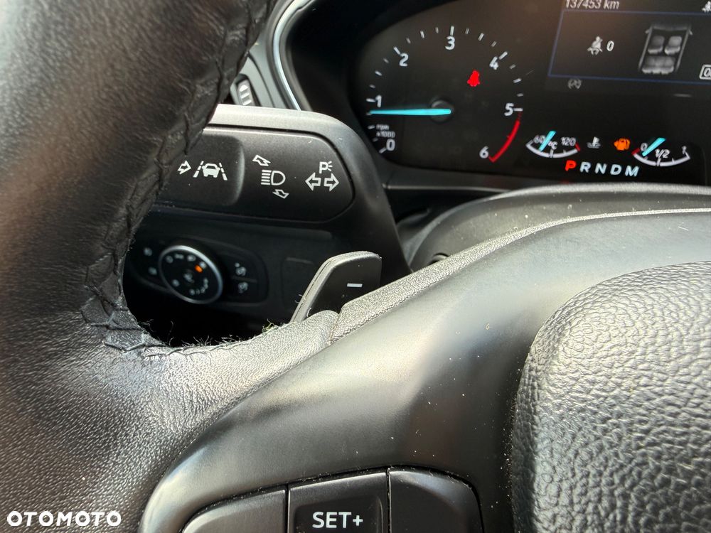 Ford Focus 1.5 EcoBlue Start-Stopp-System TITANIUM DESIGN - 39