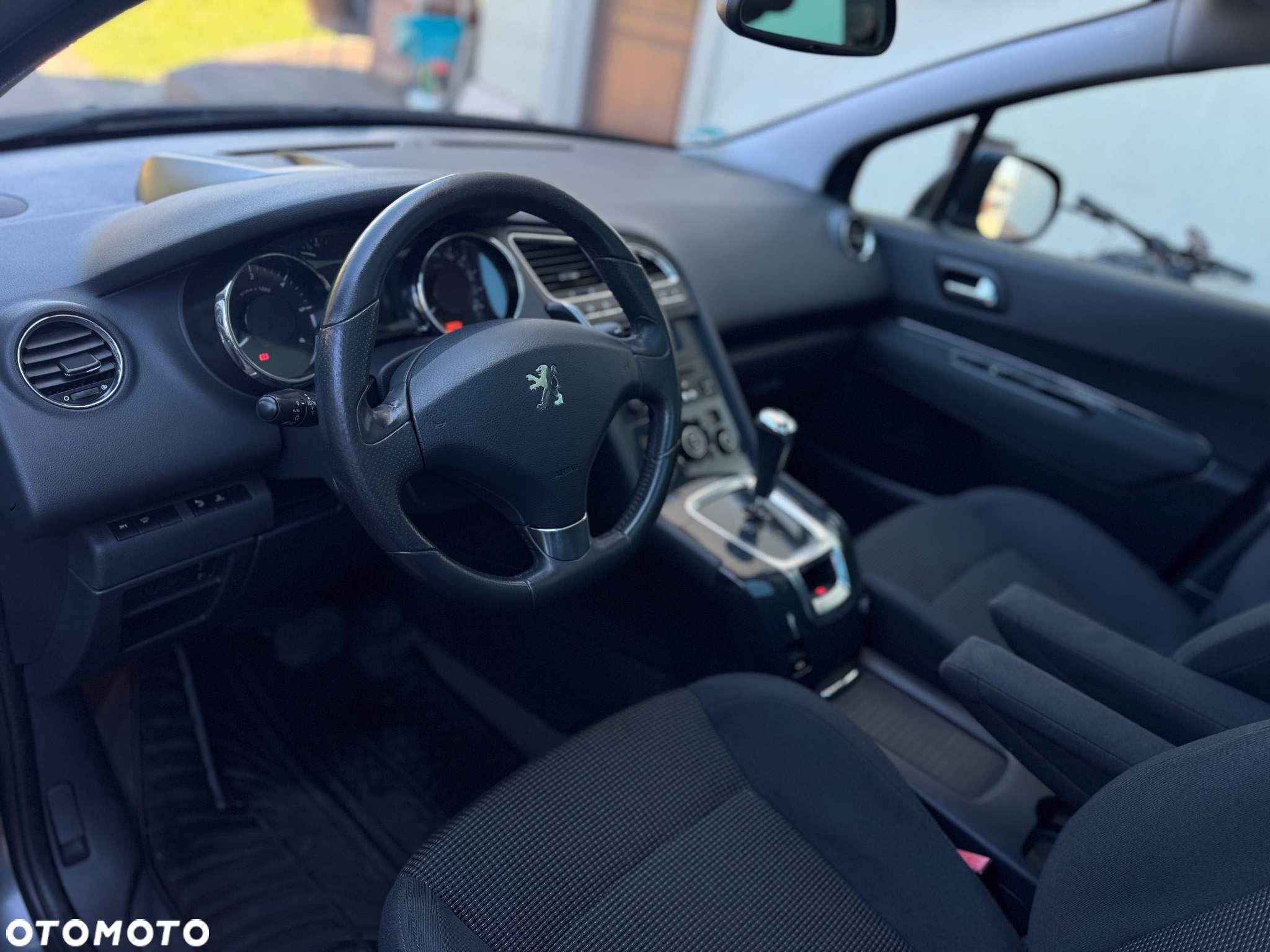 Peugeot 5008 1.6 e-HDi Active S&S 7os - 17