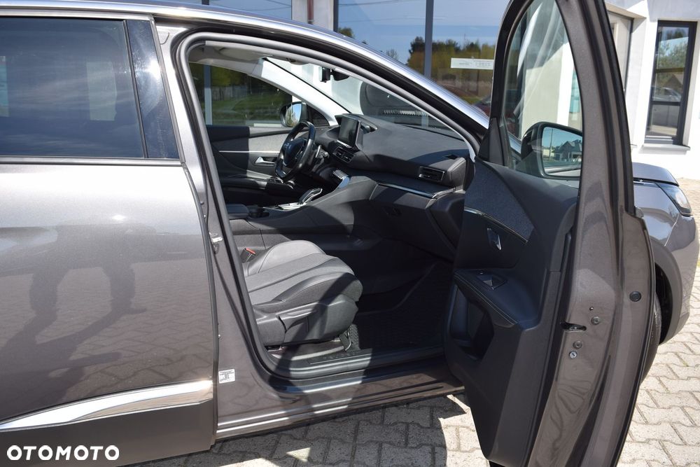 Peugeot 3008 225 e-EAT8 Allure - 19