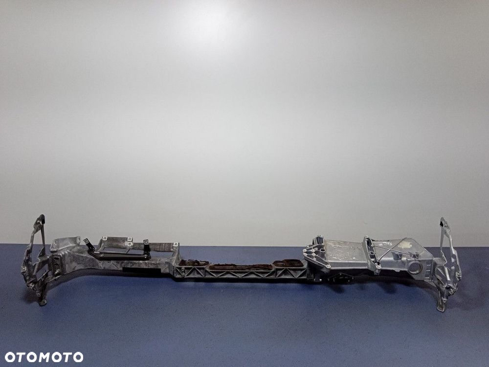 AUDI A8 D3 WZMOCNIENIE DESKI ROZDZIELCZEJ - 2
