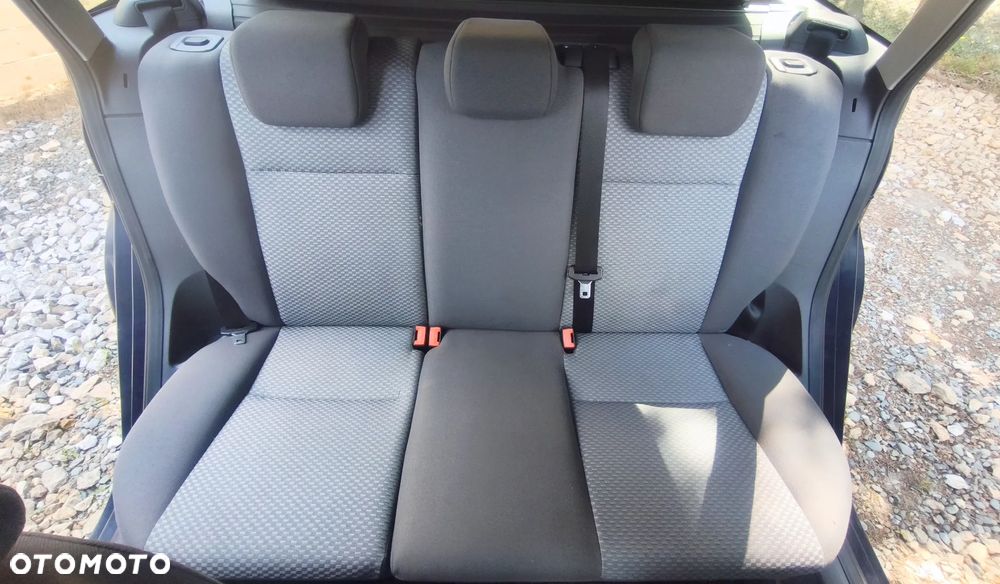 Ford Focus - 8