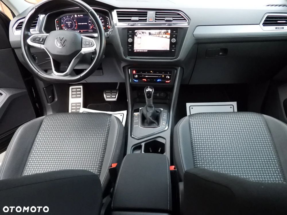 Volkswagen Tiguan - 26