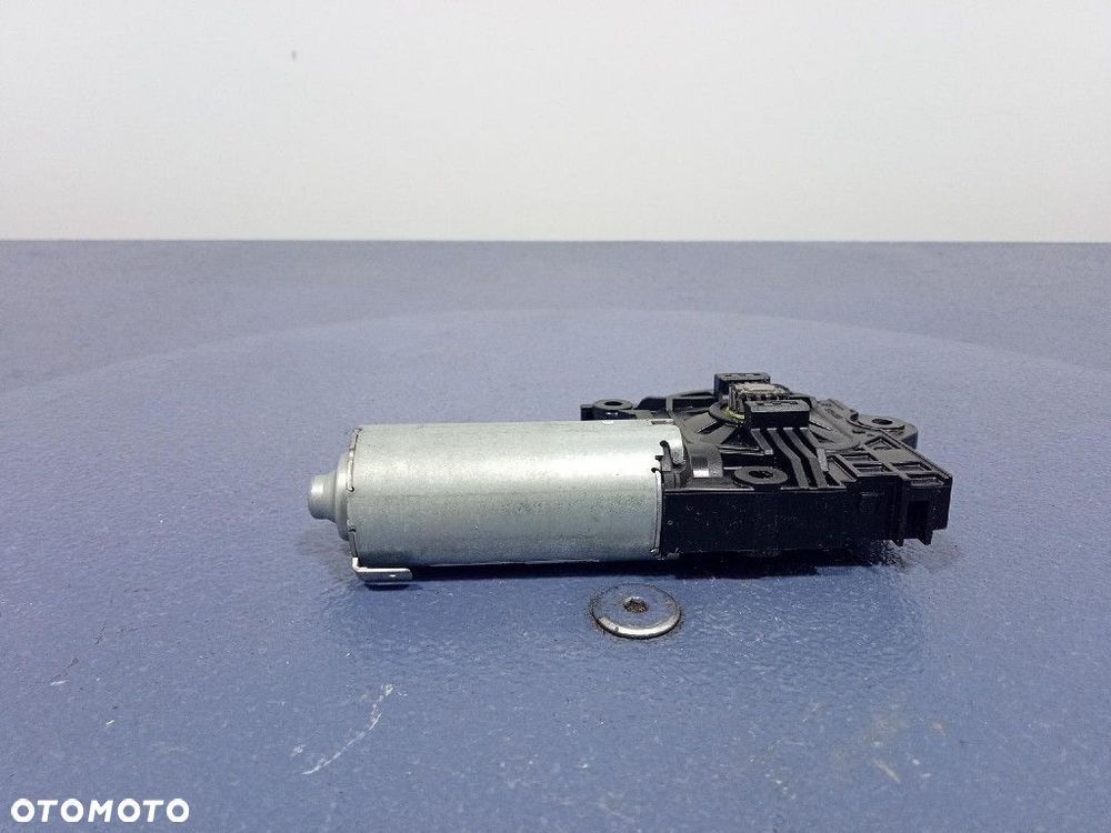 VOLVO V90 II MODUŁ SILNICZEK SZYBERDACHU 10030662A - 3