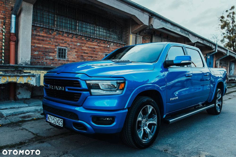 RAM 1500 Crew Cab Laramie - 35
