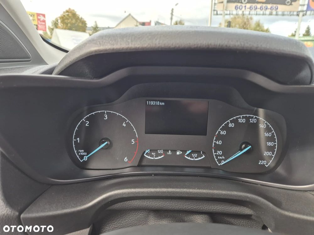 Ford Transit Connect - 16