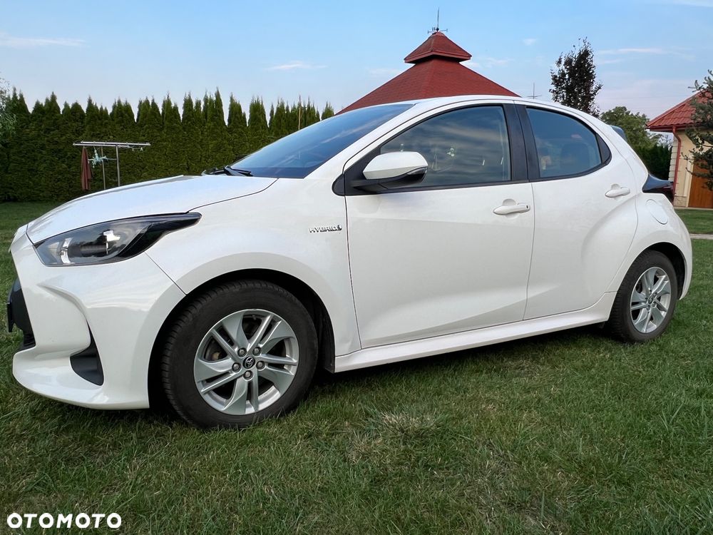 Toyota Yaris 1.5 Premium CVT - 3