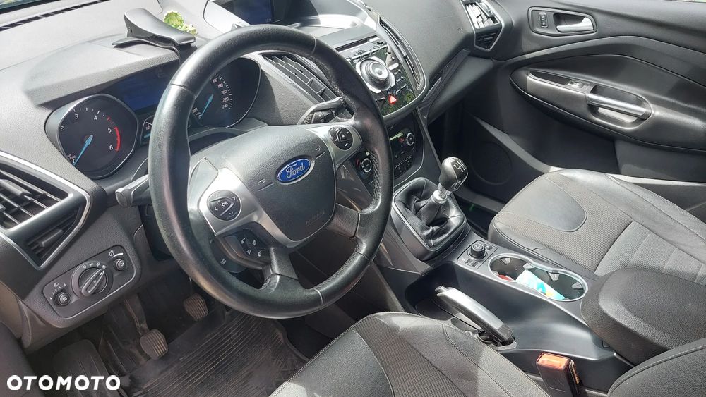 Ford Kuga 2.0 TDCi 4WD Titanium - 5
