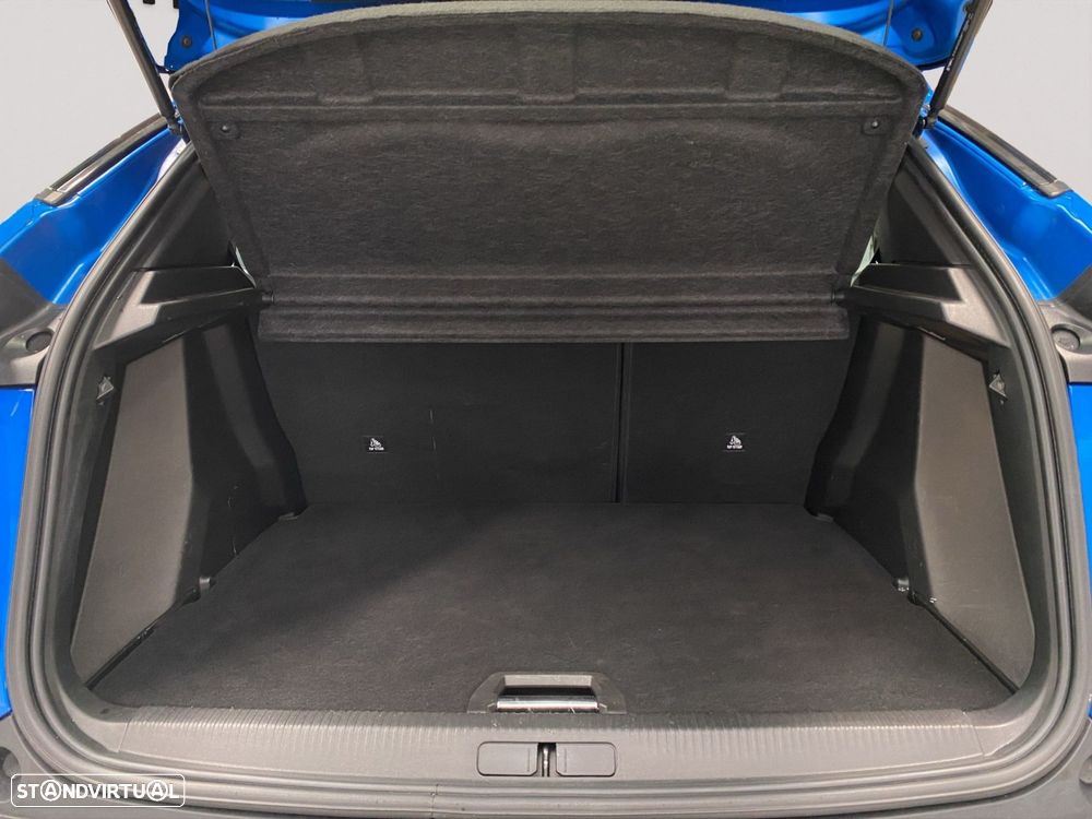 Peugeot e-2008 50 kWh Active Pack - 21